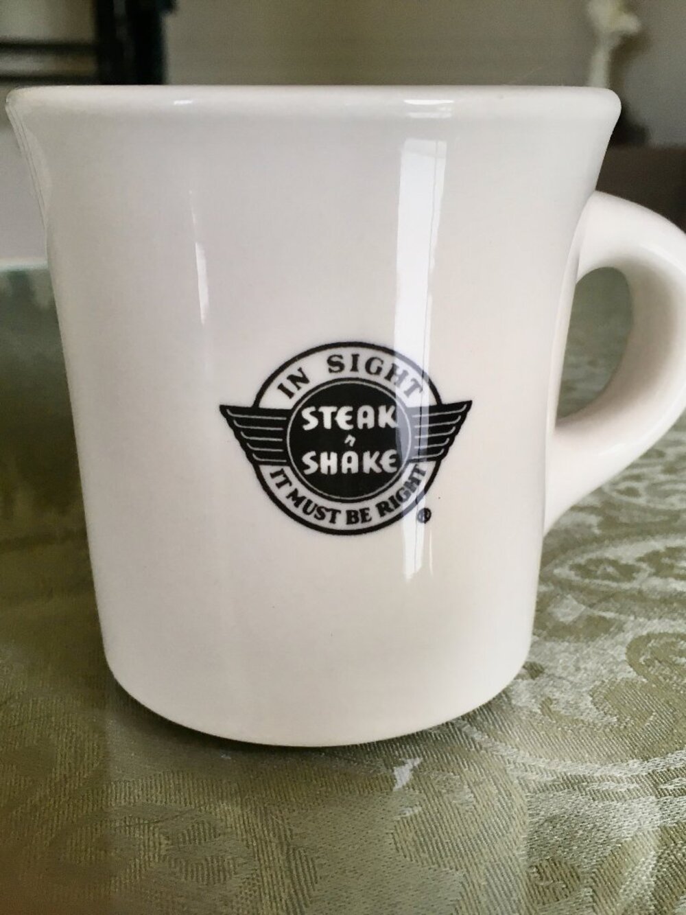 Vintage Steak n Shake Restaurant MUG Buffalo CHINA USA In Sight It Must Be Right